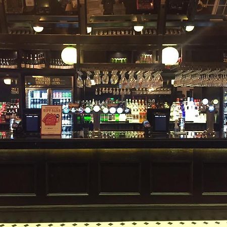 The George Hotel Wetherspoon Μπρέκον Εξωτερικό φωτογραφία