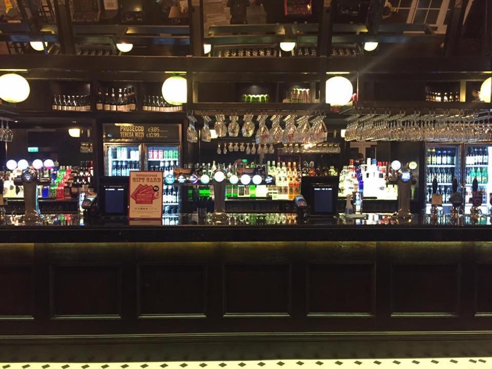 The George Hotel Wetherspoon Μπρέκον Εξωτερικό φωτογραφία